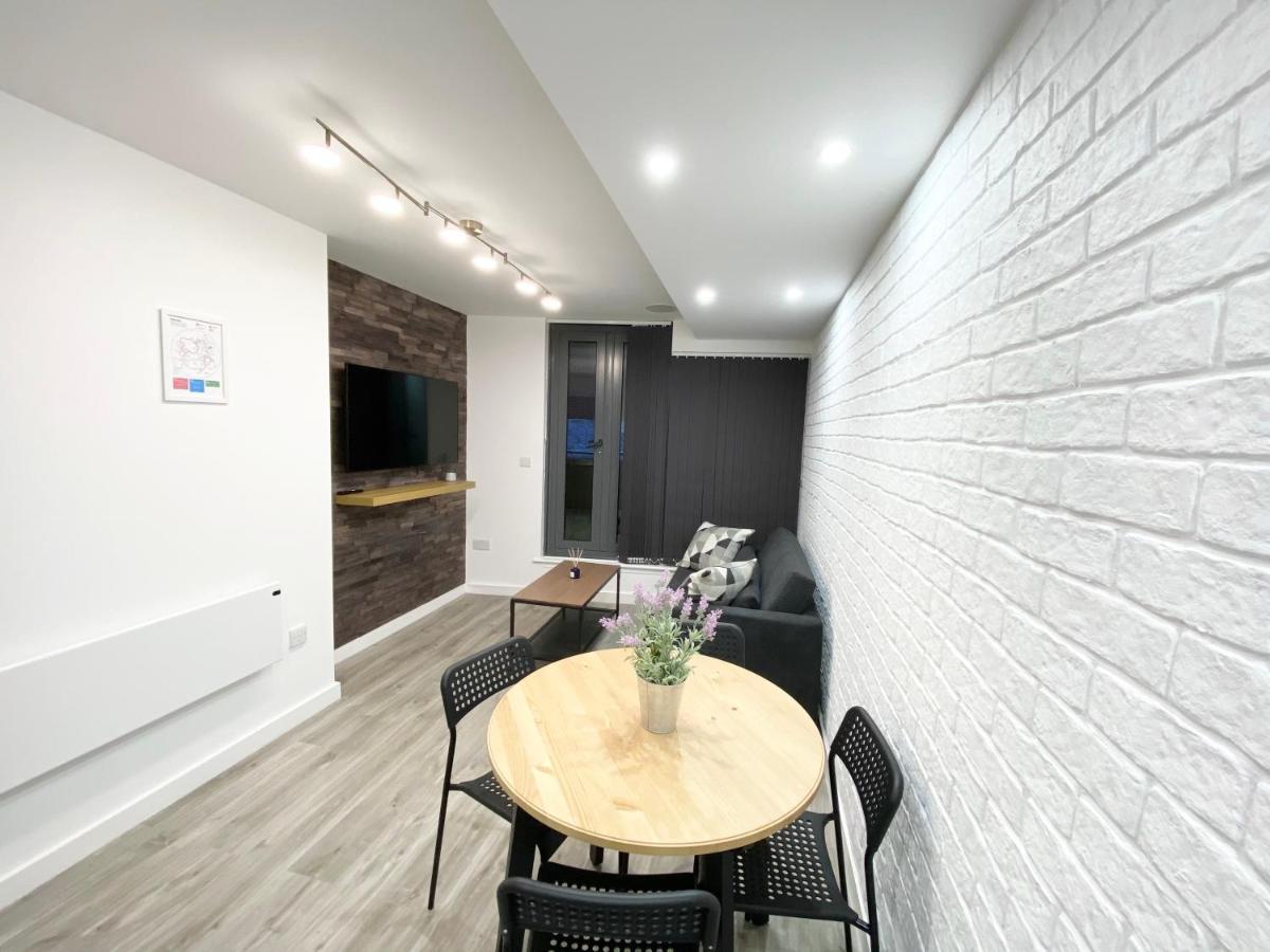 The Works - Private One Bedroom Apartment マンチェスター エクステリア 写真